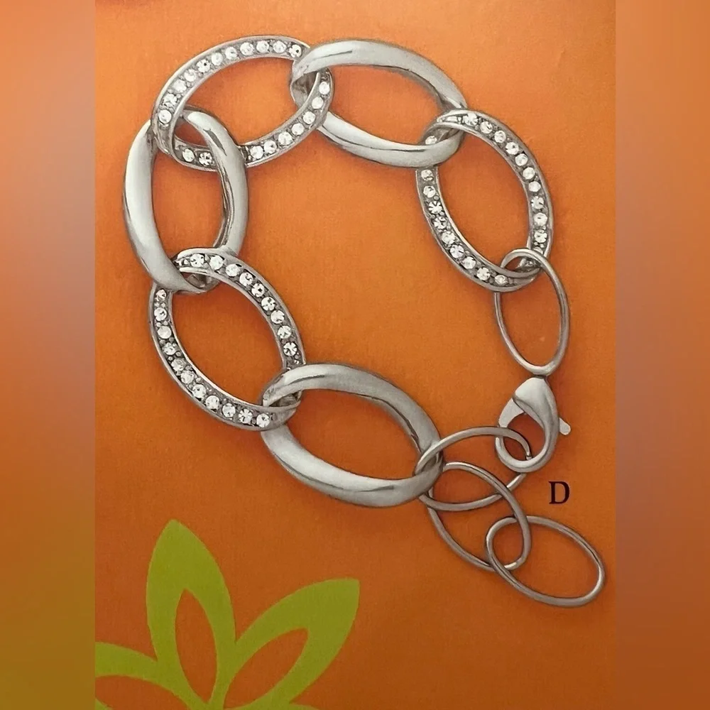 Premier Designs REGAL Clear CZ Circle Link 7